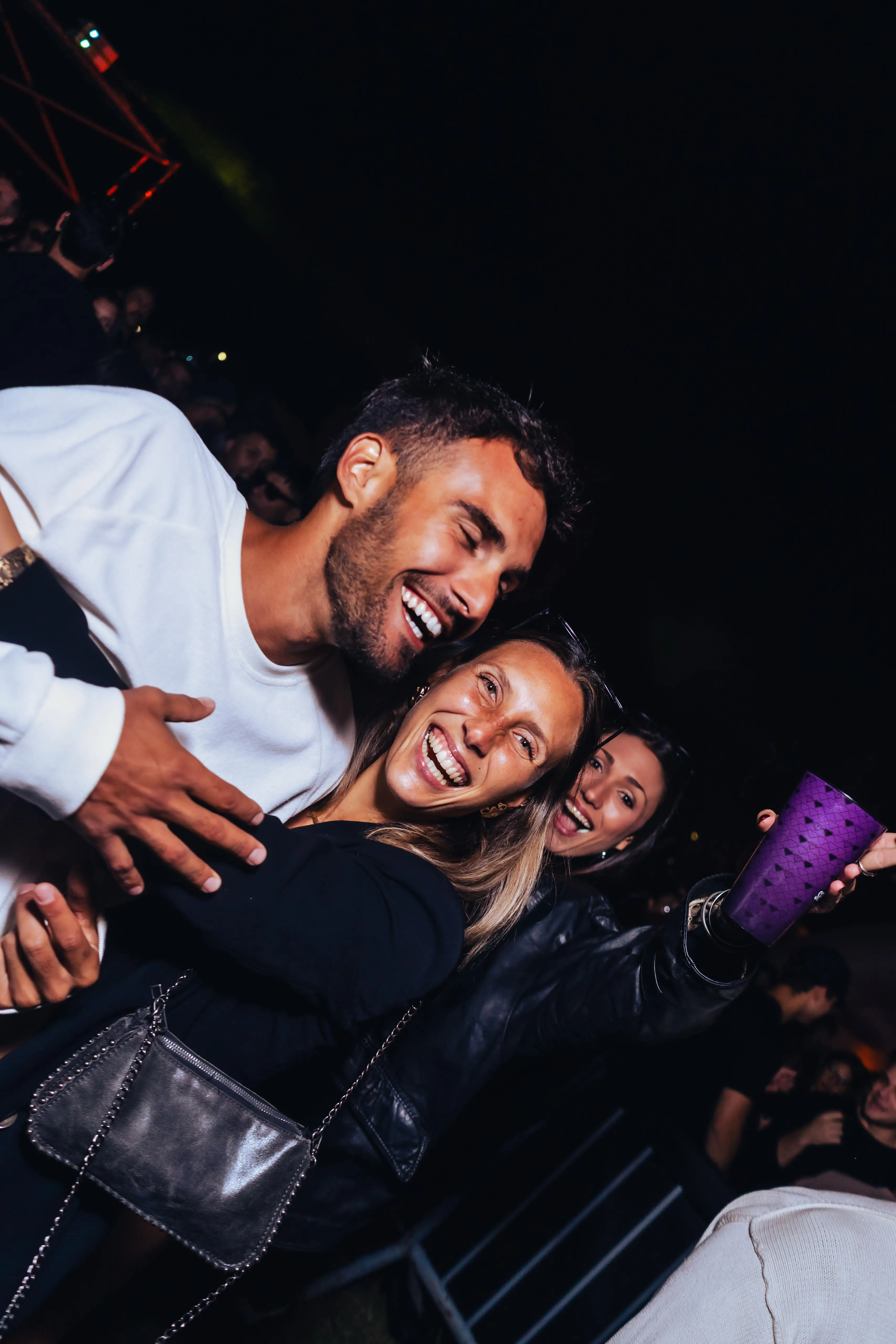 Público disfrutando evento nocturno de Apolo Social Club en Córdoba